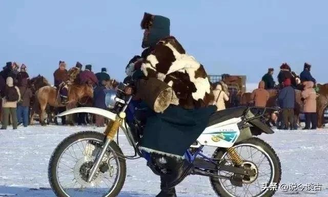 蒙古族的风土人情和民俗文化,大草原上蒙古族风土人情视频