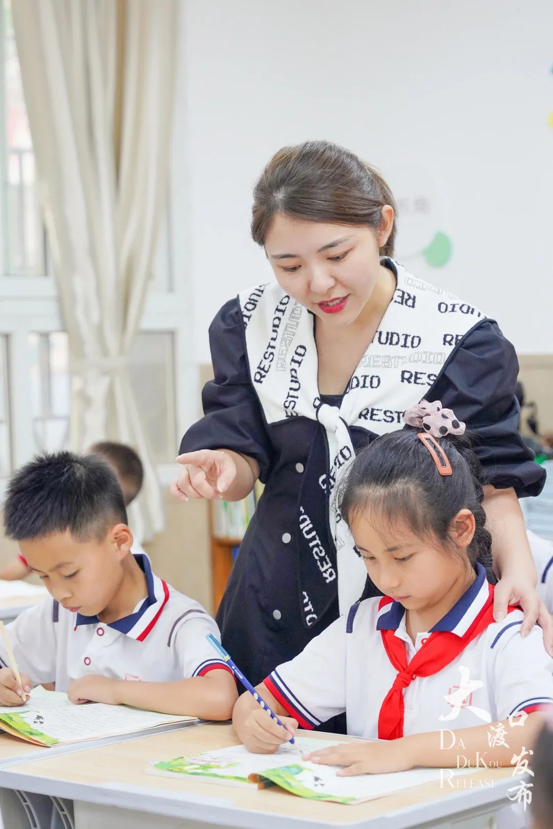 郭灿个人简历,郭灿艺术签名