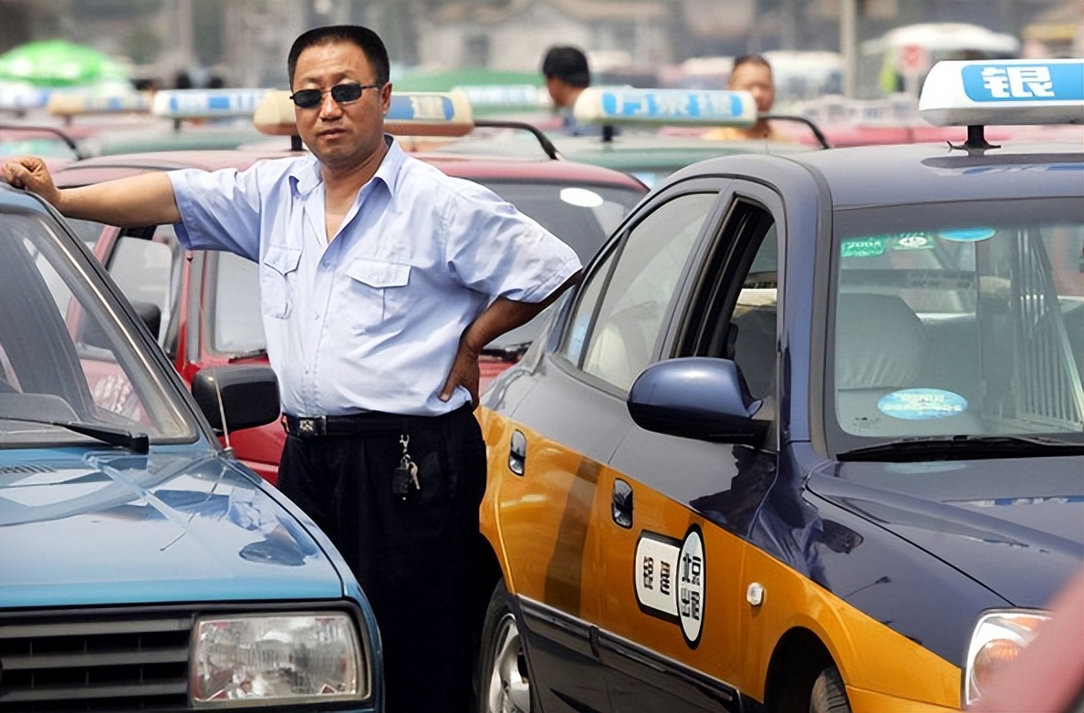 地下充斥着各种不法交易，其肮脏程度是你我根本无法想象的