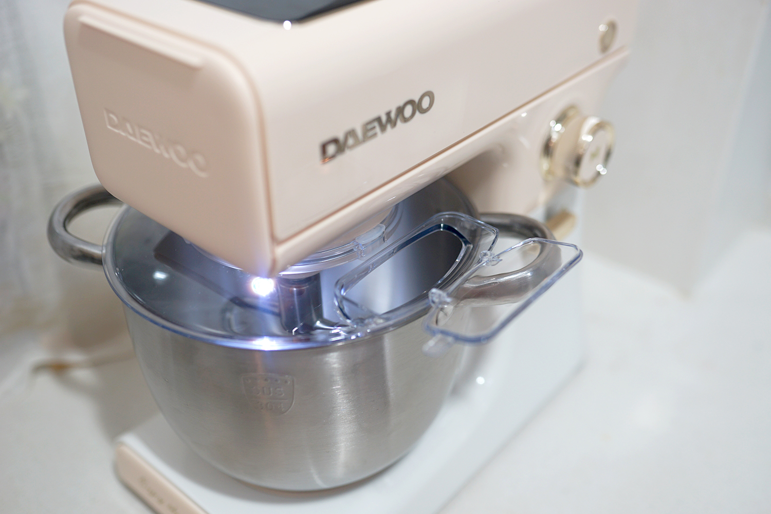 厨师机最好用什么样的,厨师机选择哪个牌子好一点