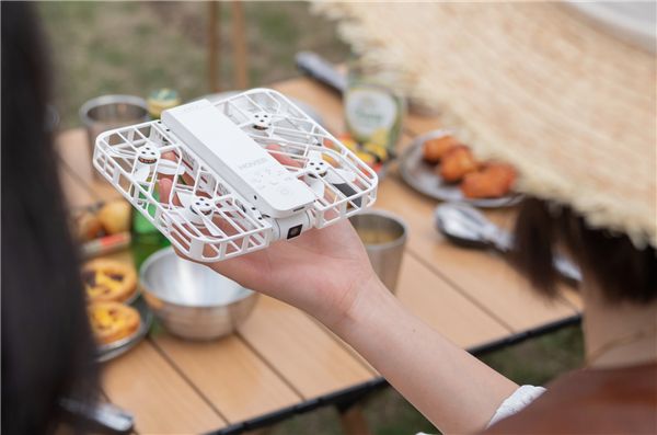 1999元起哈浮飞行相机X1发布:重新定义消费级无人机