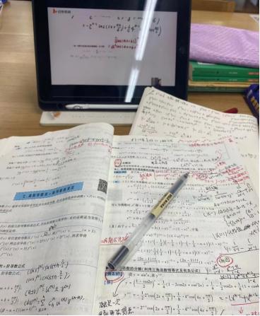 考研是报专硕好还是学硕好,考研主流专硕还是学硕好考呢