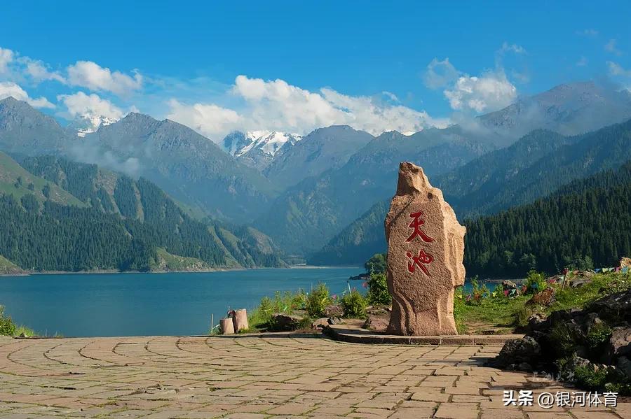 我以亲身经历告诉大家，新冠绝不是大号感冒，必须认真应对！