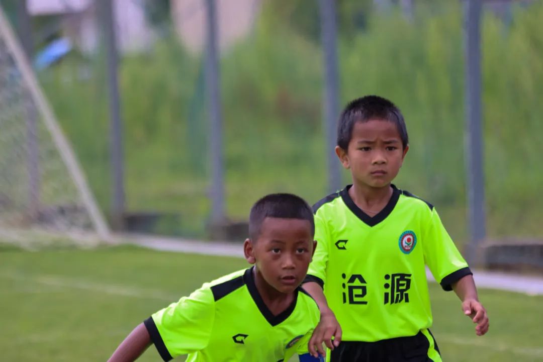 佤山足球少年,佤山少年足球队