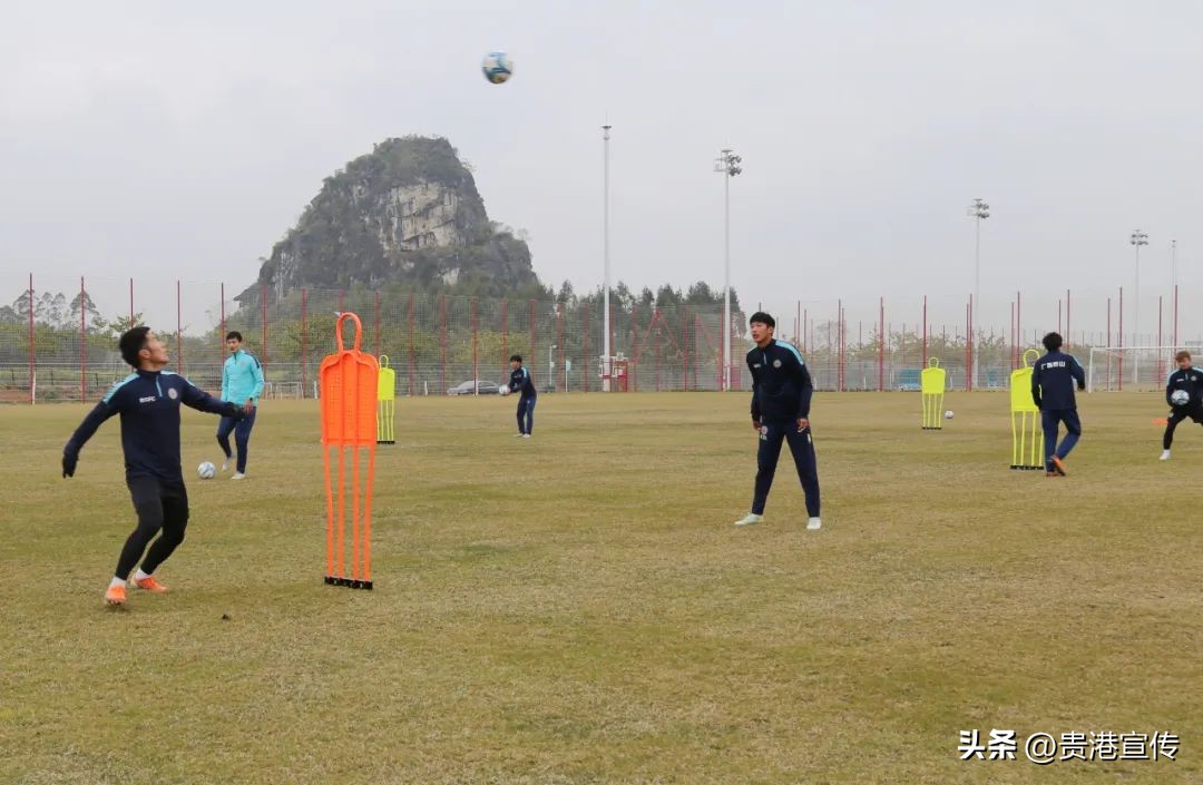 新春走基层遥望深蓝,新春走基层在希望的田野上
