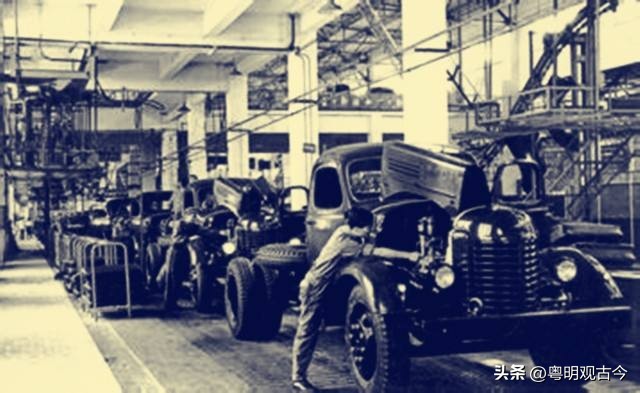 一架飞机花12亿美元，被外国轮着坑，印度是如何成为*火军**韭菜的？