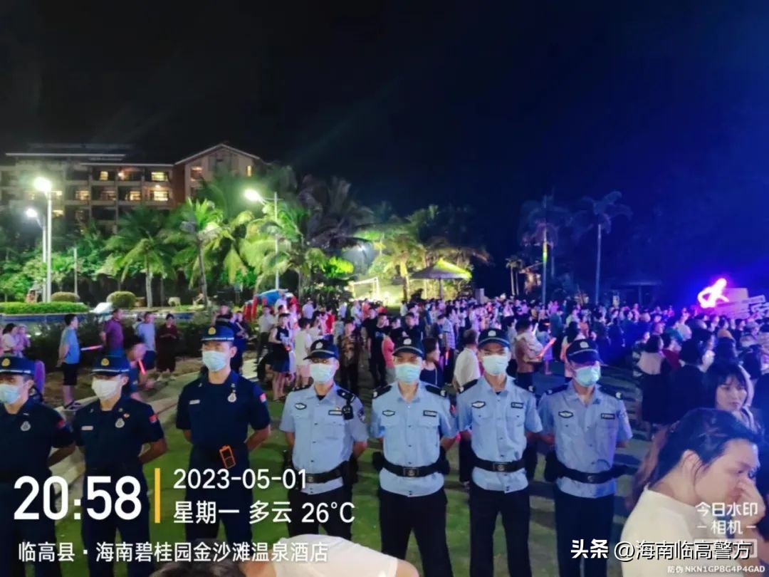 节日我在岗平安不打烊,节日我在岗国庆警相随守护不打烊