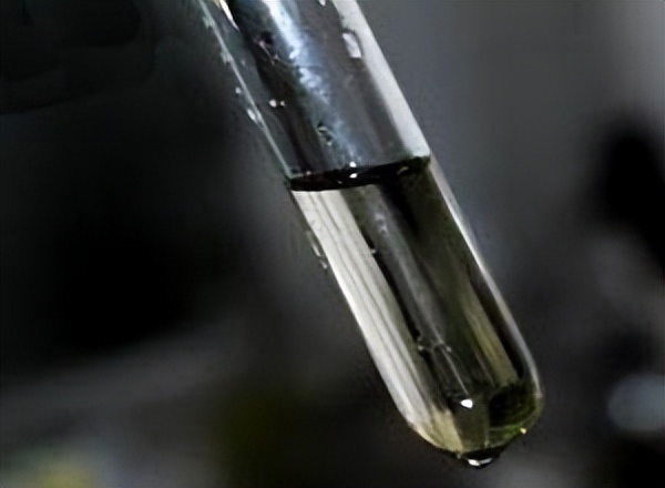 尿液发黄是不是身体有炎症,尿液发黄难闻什么原因