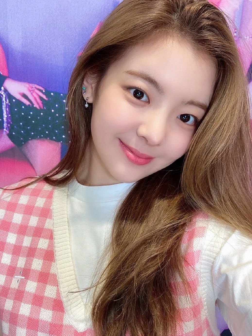 明星开副业？欧阳娜娜官宣个人品牌nabi，单买还不包邮