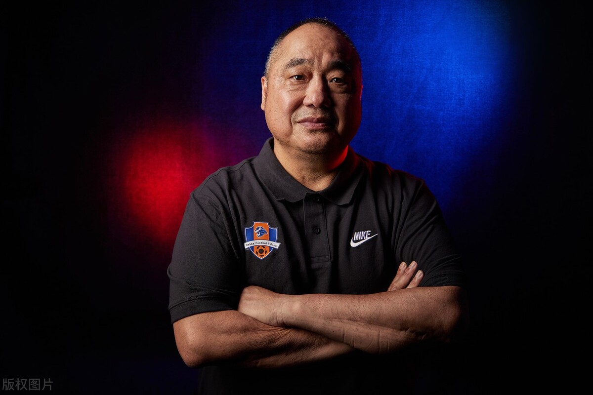 梅州客家足球俱乐部写真,梅州客家队海报