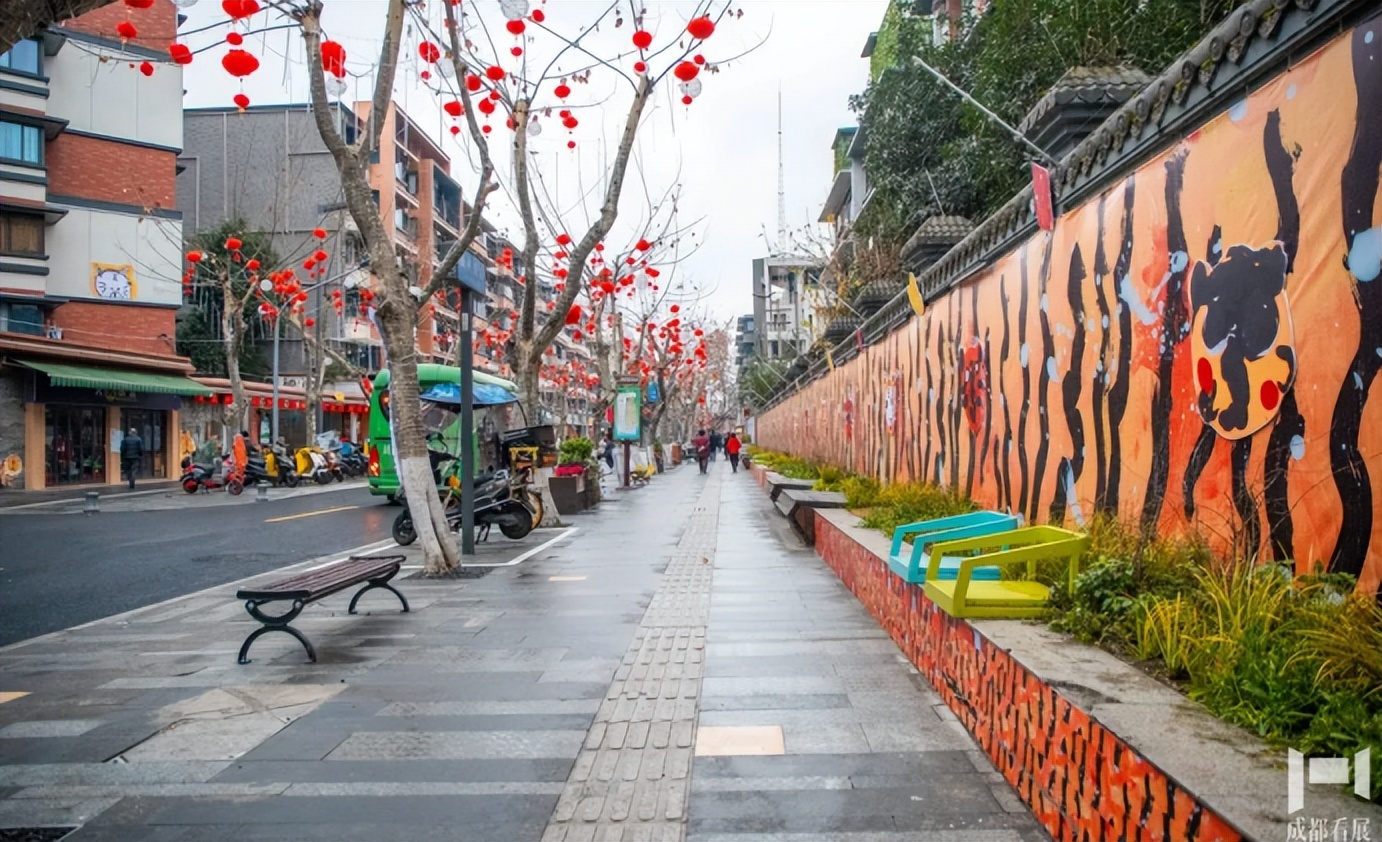 成都年轻人值得去的地方,成都年轻人买服装去哪里