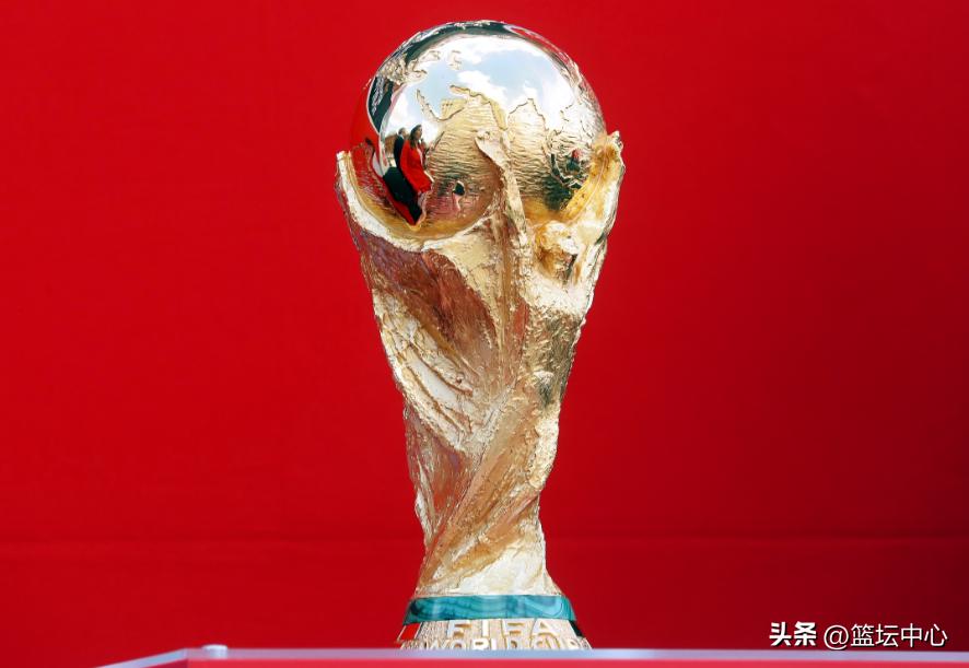 梅西大力神杯纯金,18k黄金大力神杯