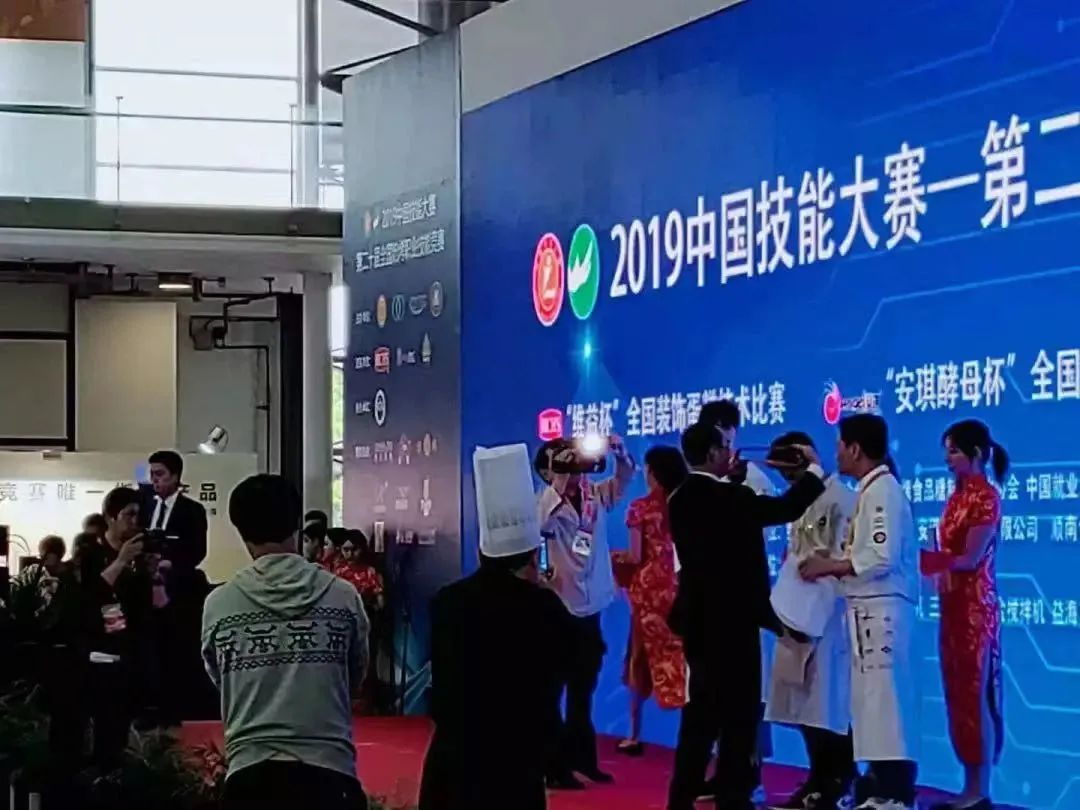 四冠王！专注面包领域，做实用产品！独家采访「林业强」