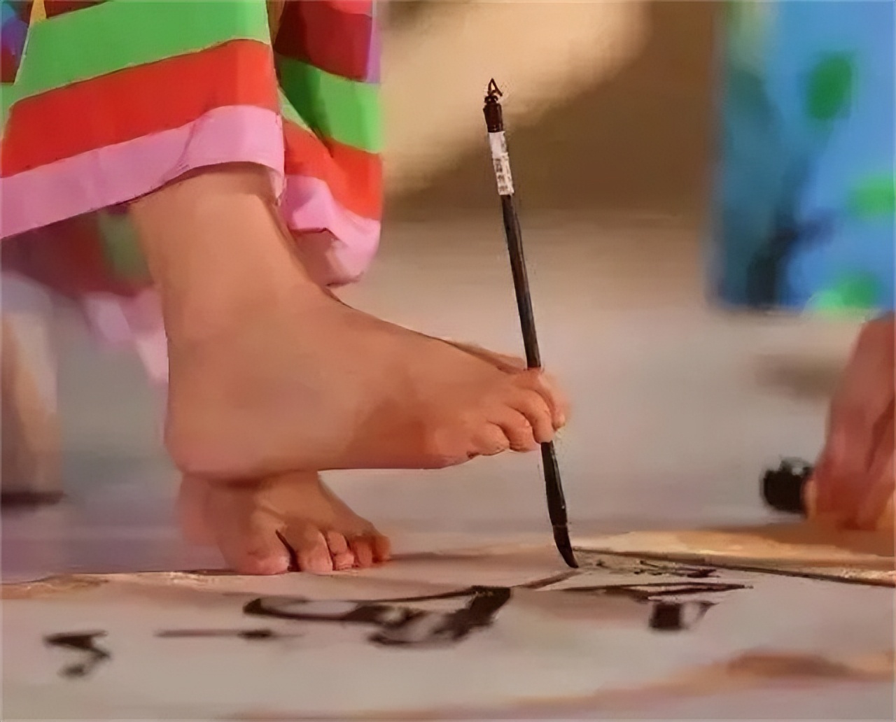 截肢女孩雷庆瑶近况,雷庆瑶触电事件