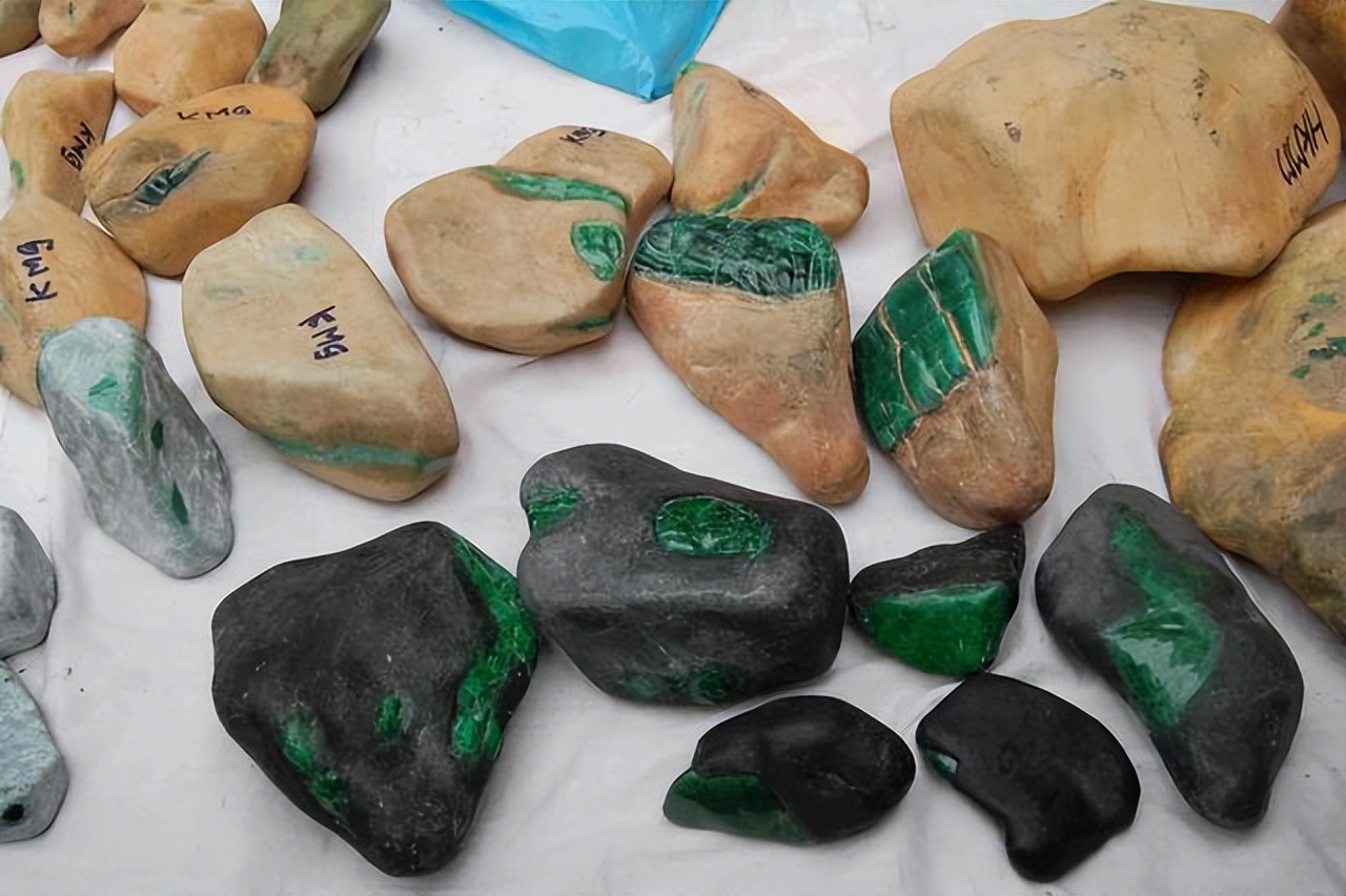 换名后身价上涨，曾100元一车被炒到千万，如今为何跌下“神坛”