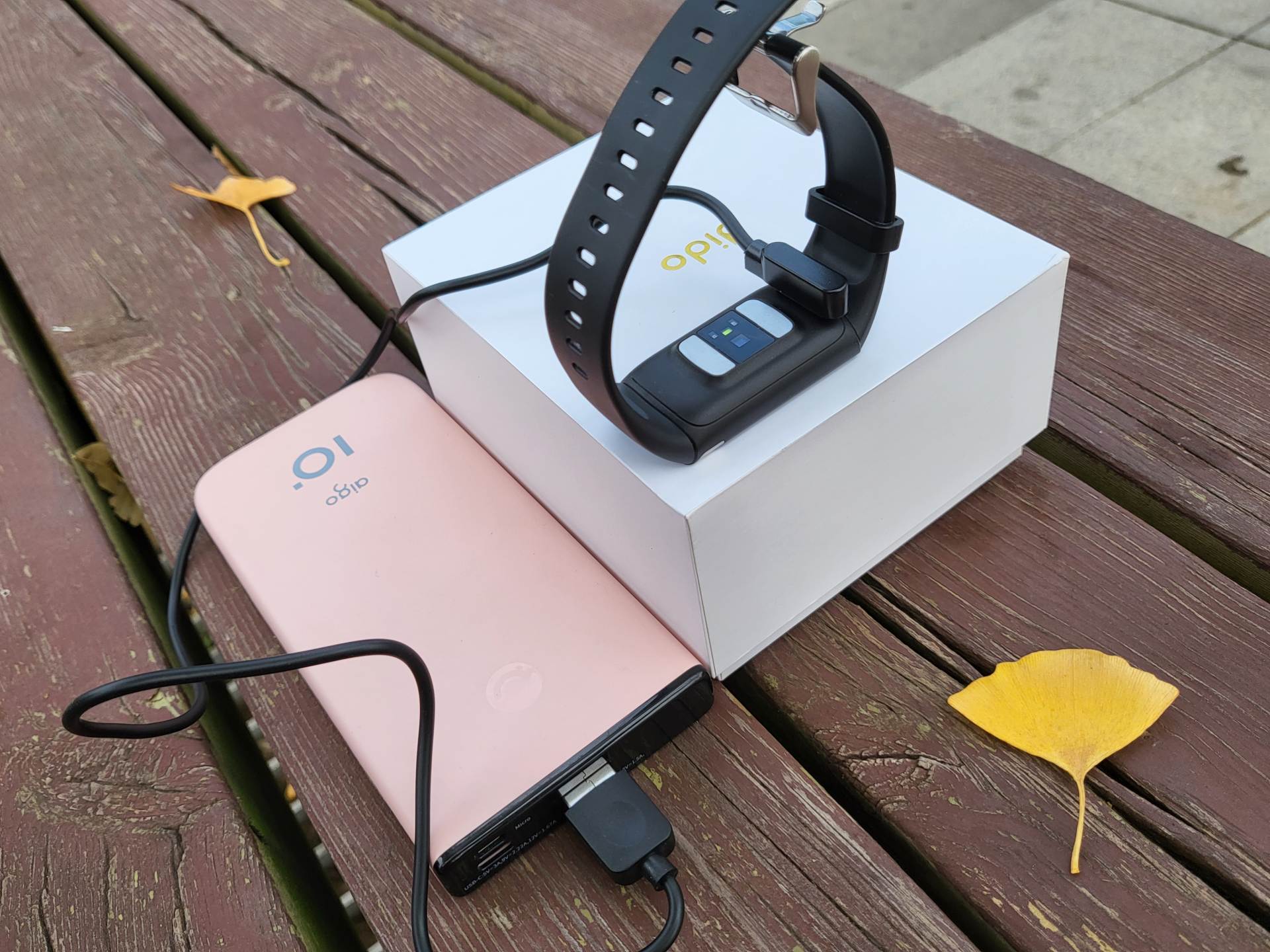 手环健康监测哪款比较好,dido智能手环f50s和r40s区别