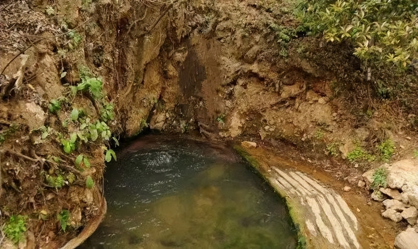 原创散文（真人语音）水洞子/长安杜曲少陵塬下的泉眼—龙泉圣水