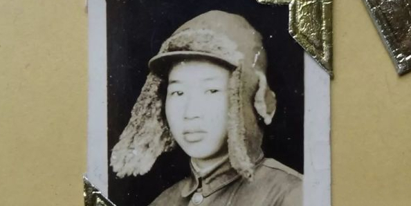 92岁老兵回忆抗美援朝数次落泪,82岁抗战老兵时隔60年与原配重逢