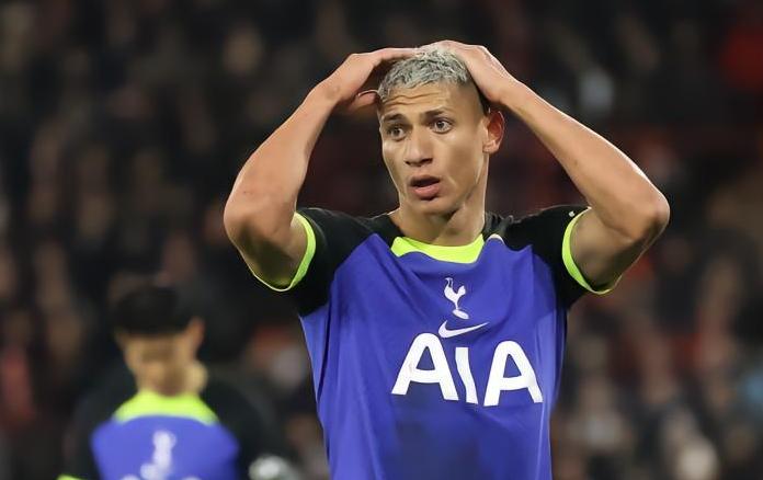 26场2球!巴西神锋不满替补公开闹事,孔蒂:他这个赛季踢得狗屎