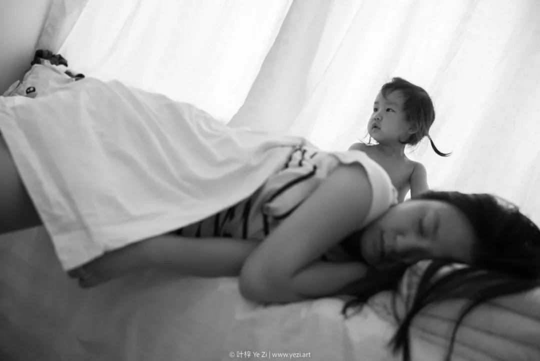 35mm定焦镜头能虚化吗,35mm定焦头选2.8还是1.8