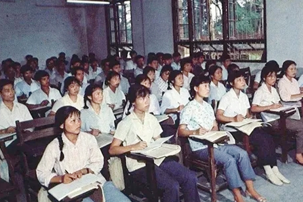 中国第一博士证书,新中国第一个医学博士