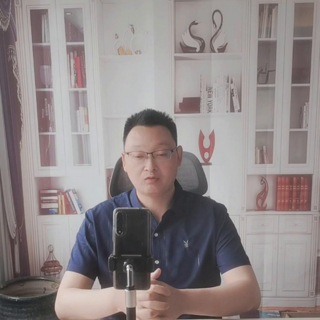 致敬每一位创业的朋友#创业#创业者@DOU+小助手