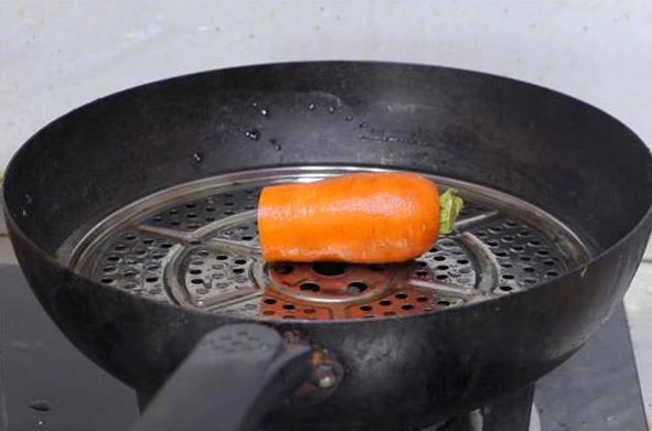 清除油烟机油污最好方法,胡萝卜清理油烟机