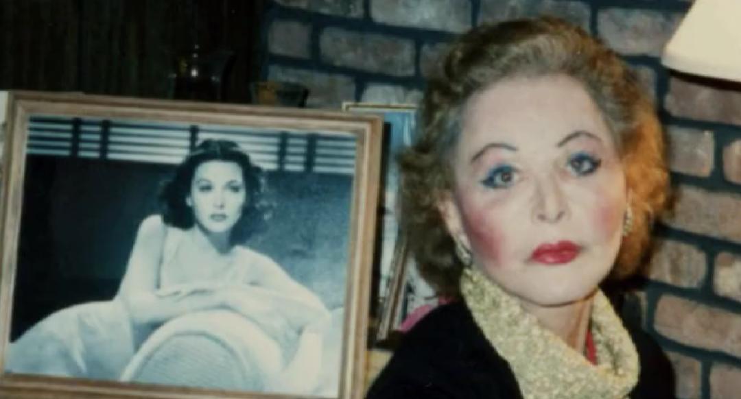 “裸奔*星艳**”和多位大佬的瓜！