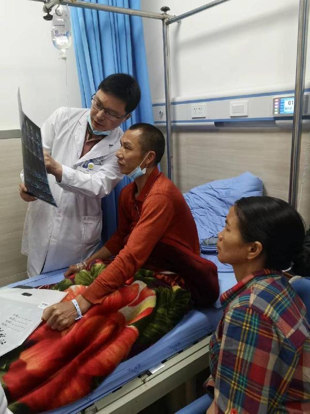 谢勇泸州,泸州王氏骨科谢勇