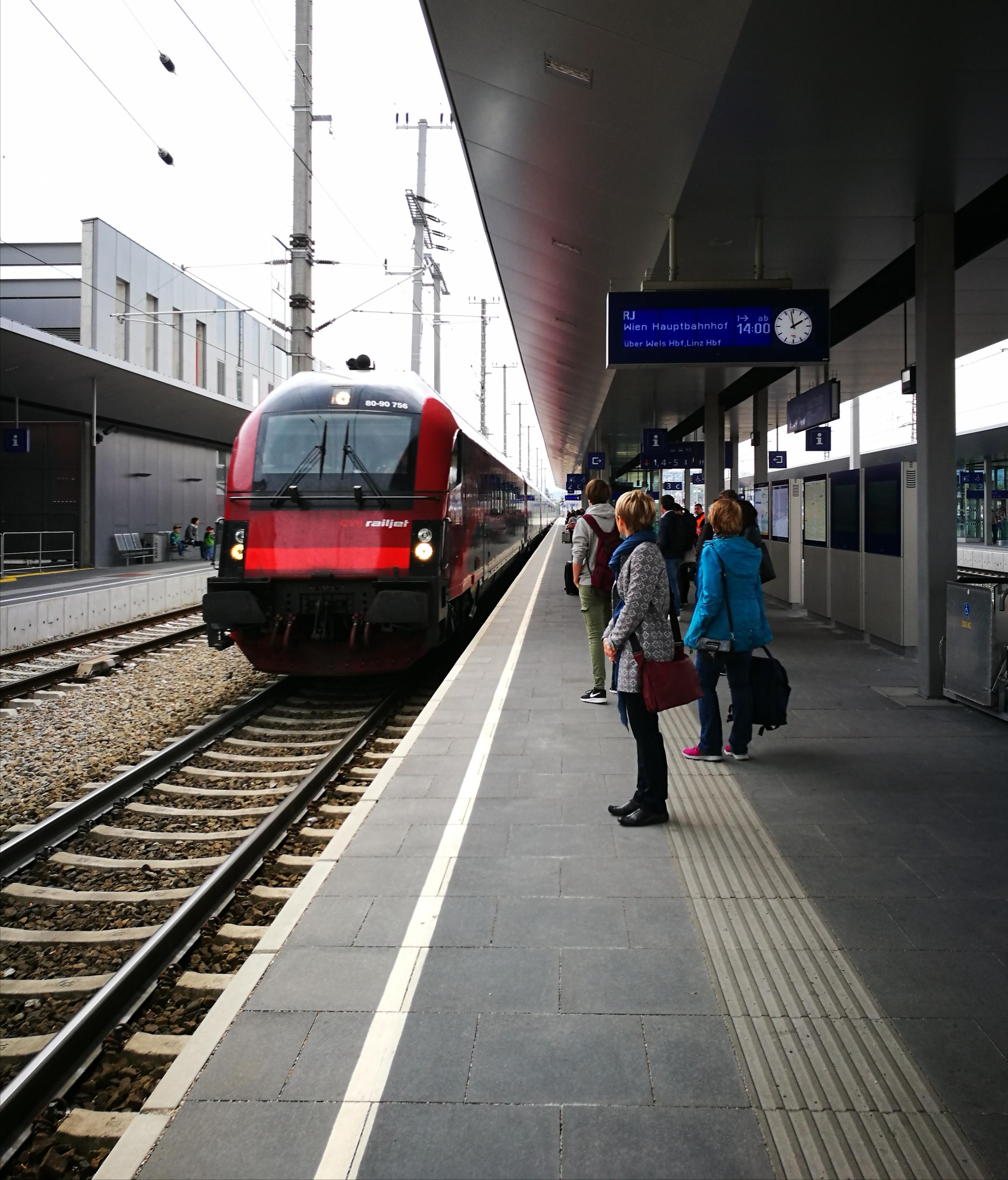 月入20万环游世界,怎样环游世界最省钱