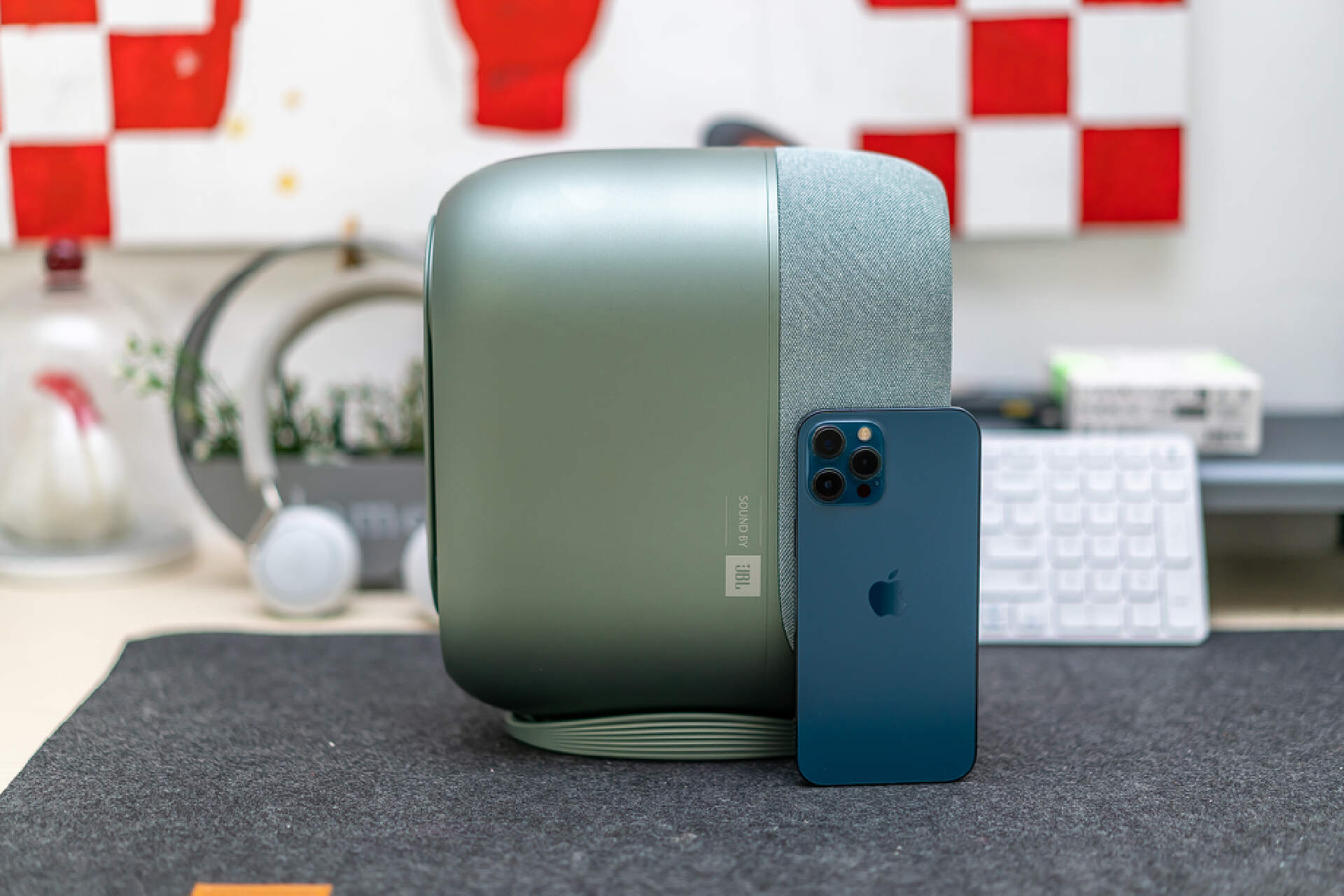 300元左右的投影仪是不是智商税,一千多块钱的投影仪靠谱吗