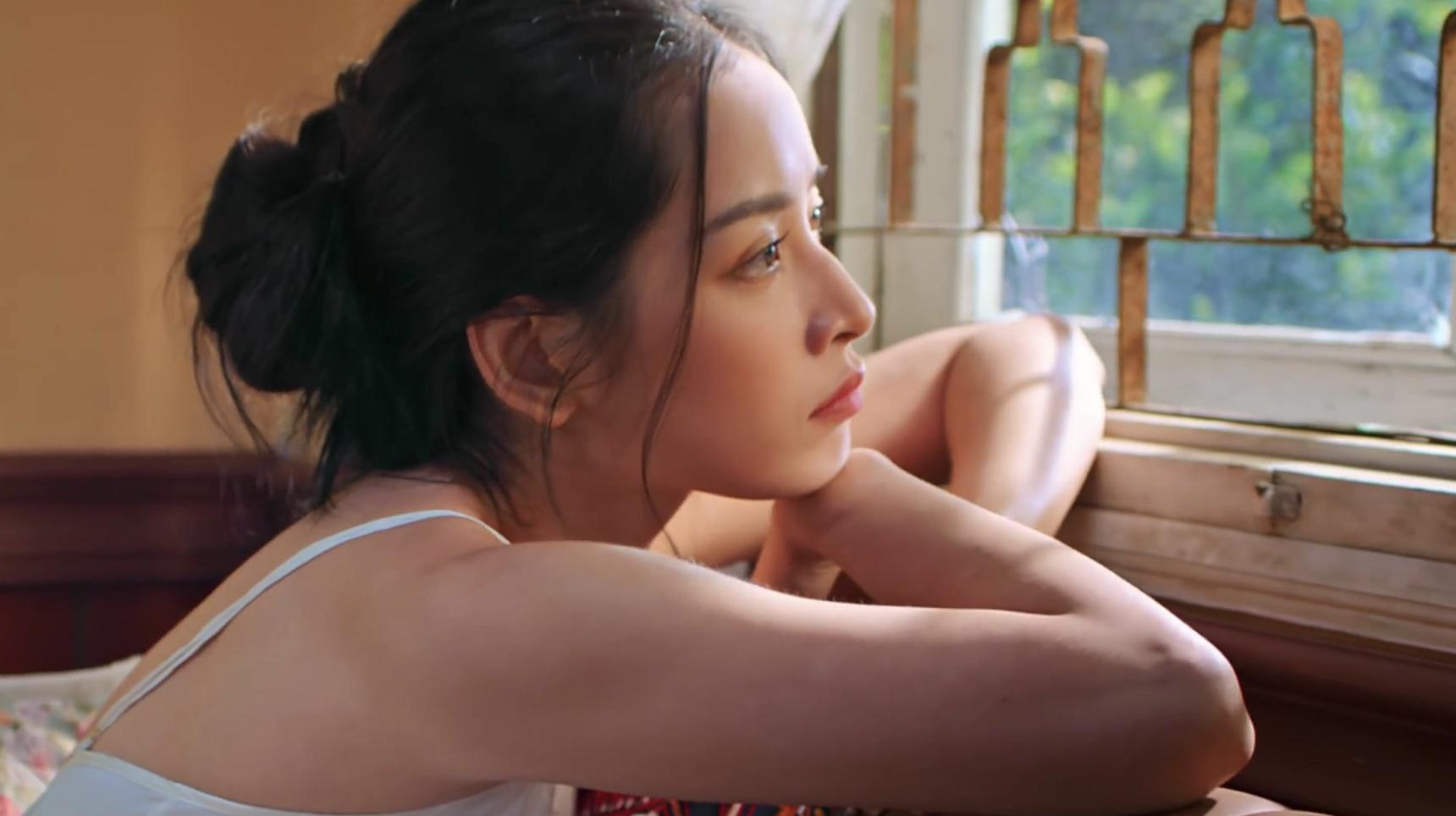 越南版“杨幂”—浪姐4选手芝芙，性感又甜美的穿搭技巧