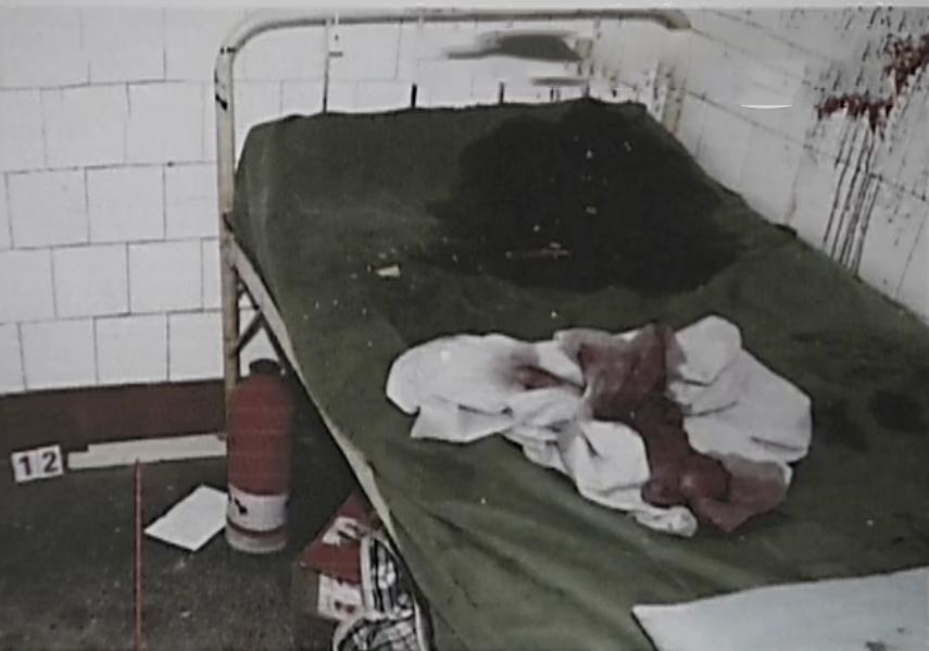 六旬老汉杀子自首,老汉亲手杀死儿子后自首怎么判的