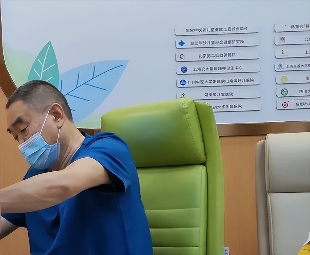 5岁男童咬指甲、摸生殖器,竟是强迫午睡惹的祸!