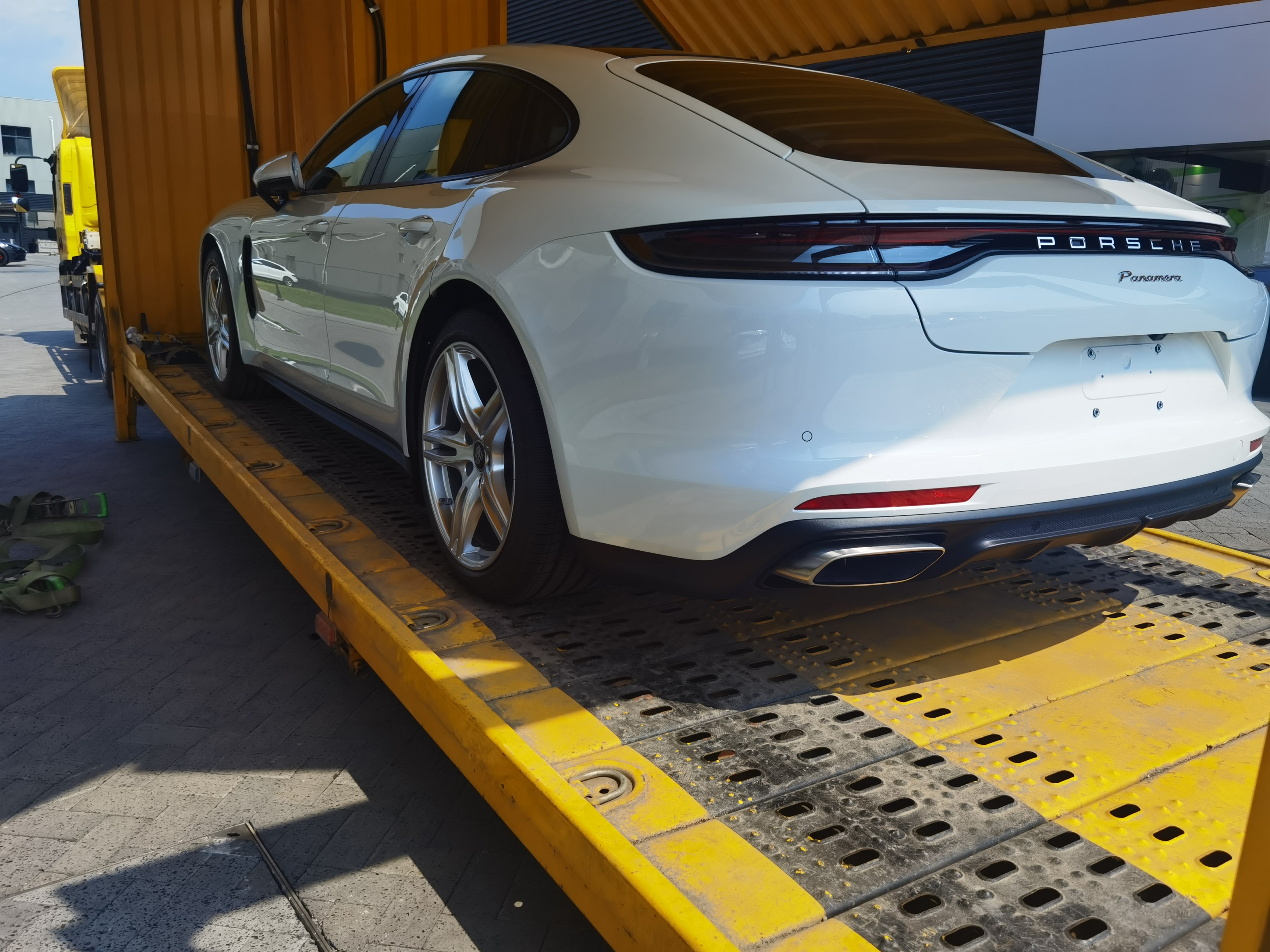 2020款panamera提车,2018panamera提车