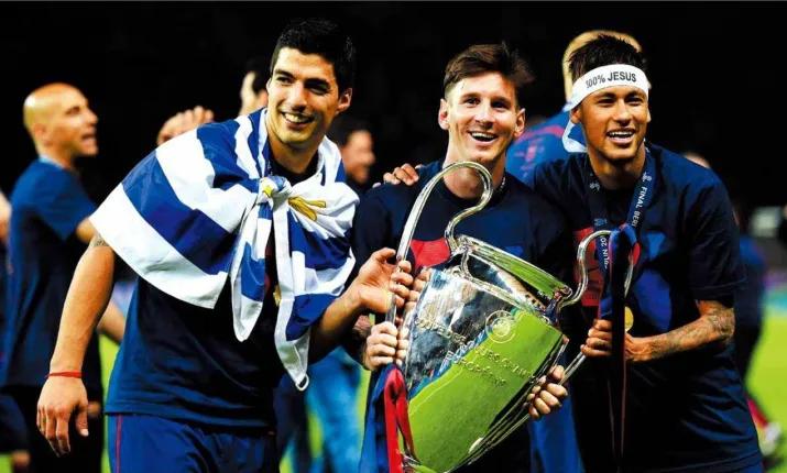 乌拉圭著名球星苏亚雷斯图文,乌拉圭球员苏亚雷斯简历