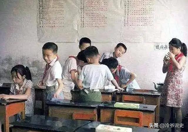 2016年贵州一局长被*规双**，看守所录指纹时发现，他是18年前的凶手