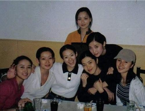 梅婷鄢颇离婚因为谁,梅婷和鄢颇度过了七年的婚姻生活