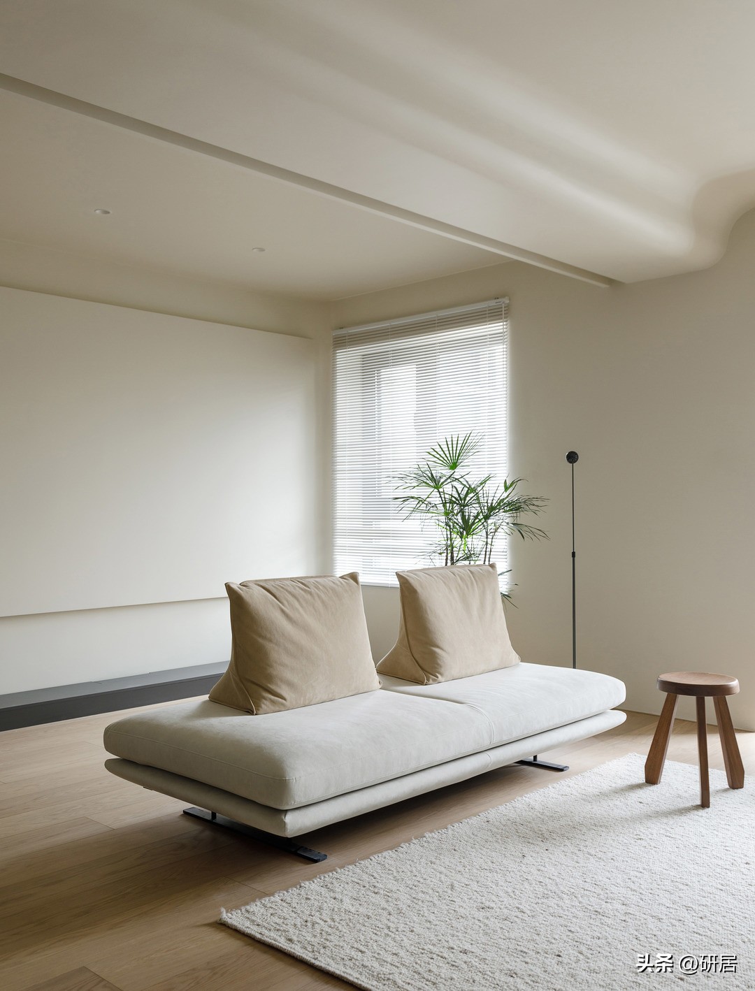 她舍弃一间房，入住发现真是太爽了，全屋简洁温馨，生活快乐美好