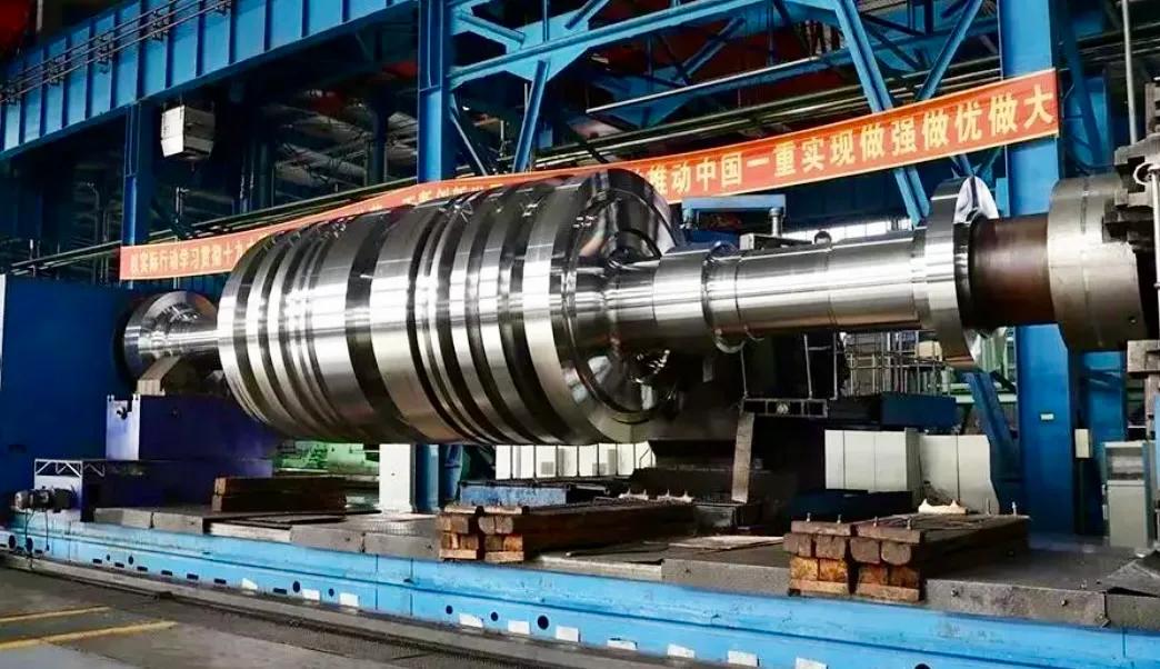 中国目前有几台万吨水压机,大国工匠水压机