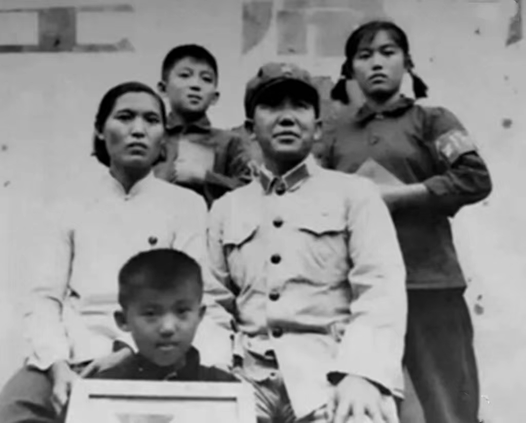 简论新时期军队基层文化工作,部队基层文化活动