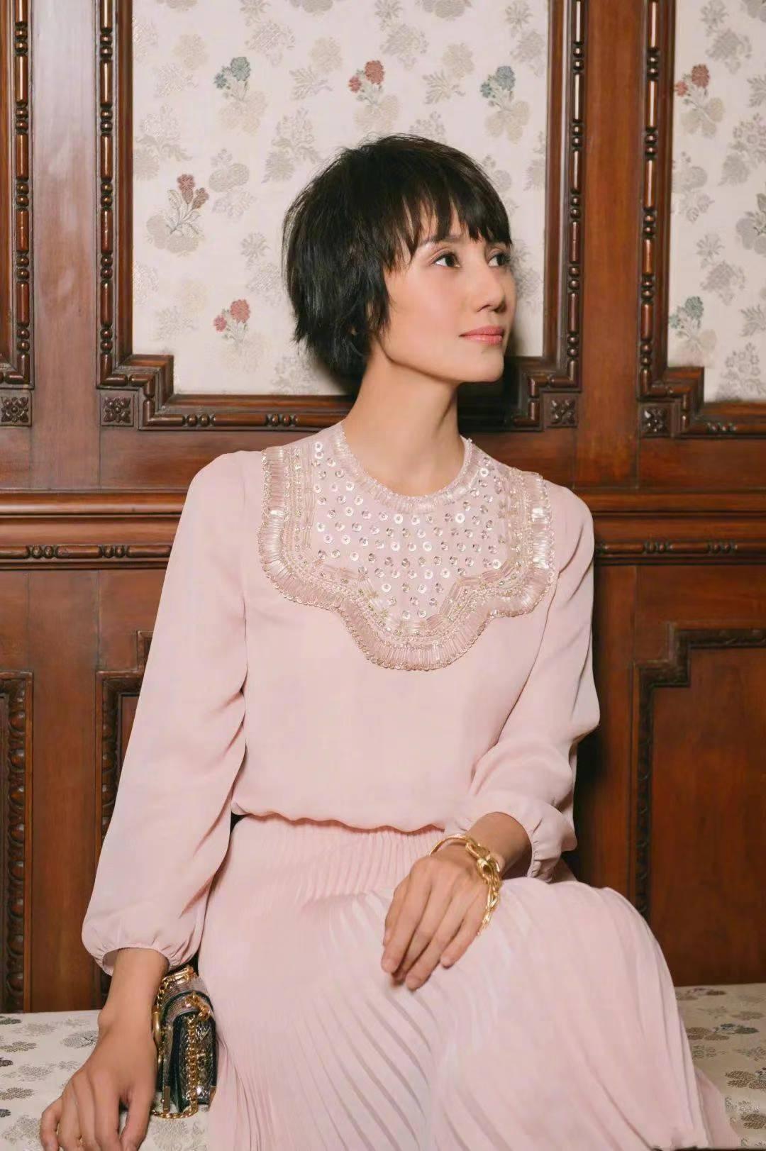 袁泉生活穿衣搭配,袁泉的百万衣橱