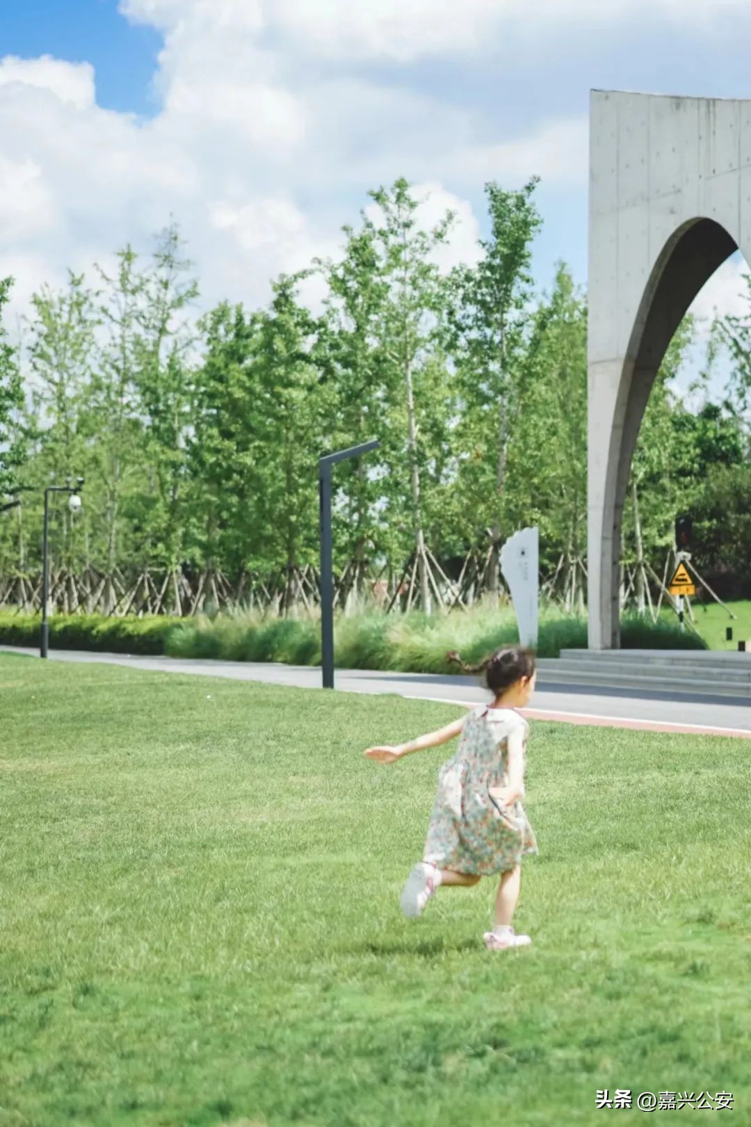 嘉兴人能领的补贴,嘉兴市民发放2亿券