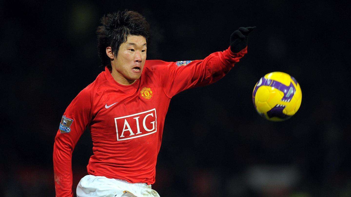 亚洲第一位欧冠得主,曼联高光朴智星