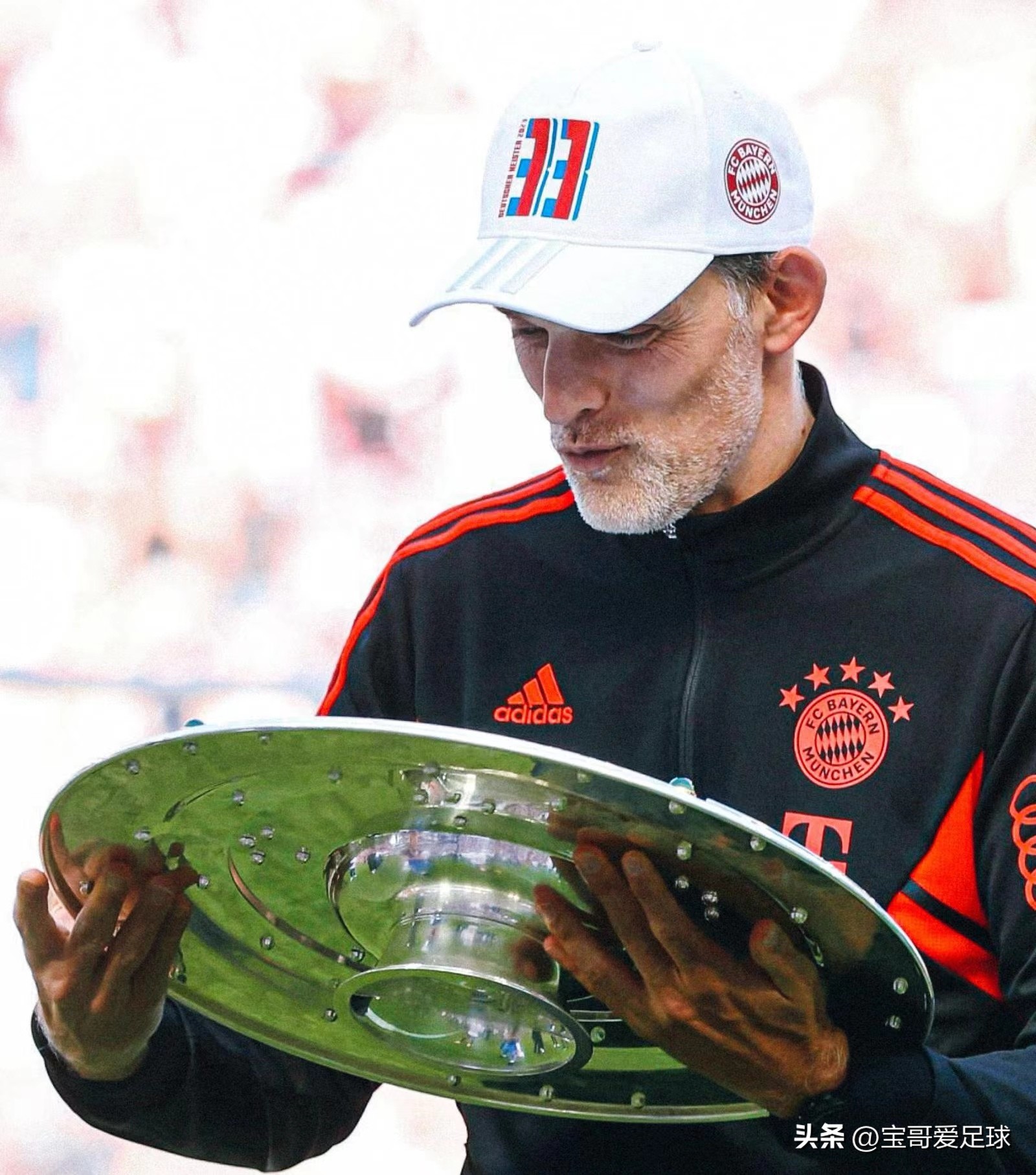 拜仁4-0胜多特穆西亚拉,拜仁联赛争夺战穆西亚拉绝杀