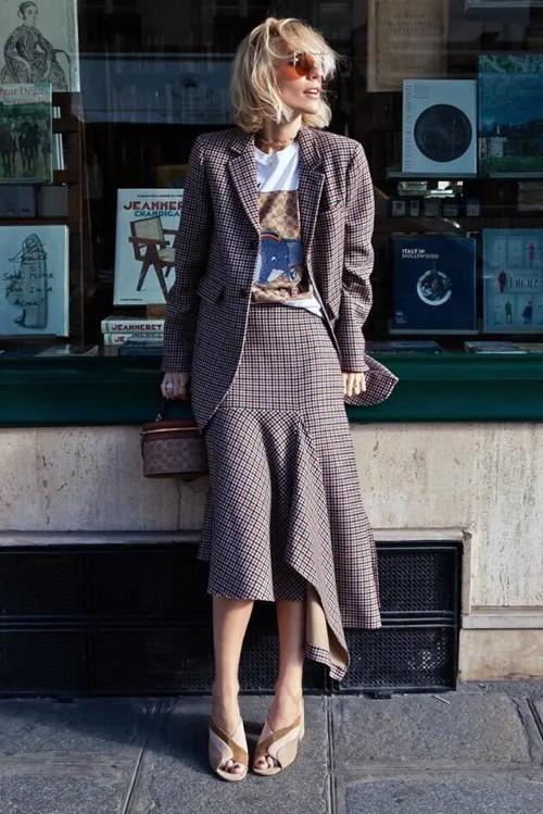 几款潮流范儿的西装搭配,不同颜色的休闲小西装怎么搭配