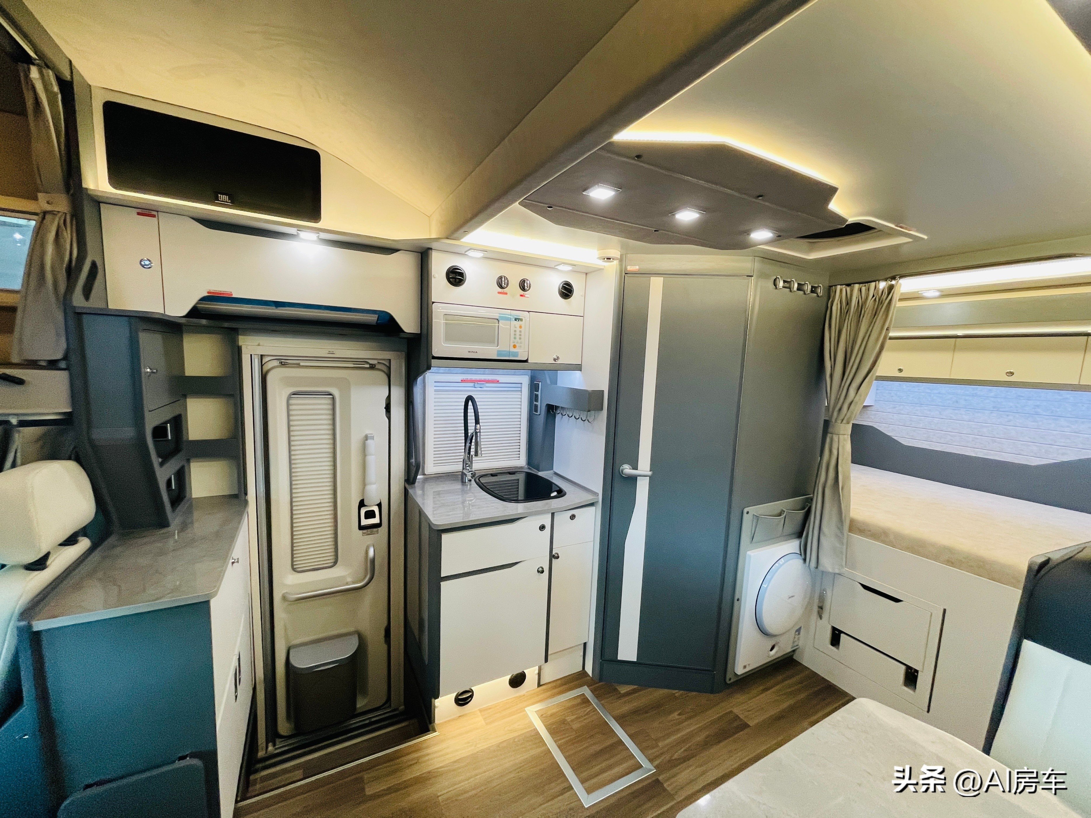 戴德E途SE双拓展房车,22款戴德e途plus双拓展房车