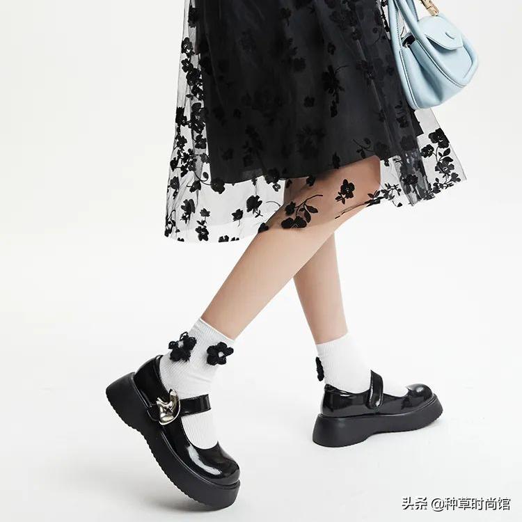 脚大脚宽增高鞋,脚宽且脚背高怎样做鞋样