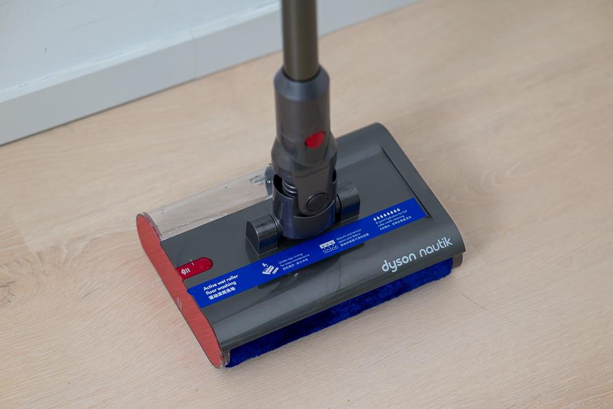 戴森洗地吸尘器v12nautik测评,戴森新品V12洗地吸尘器