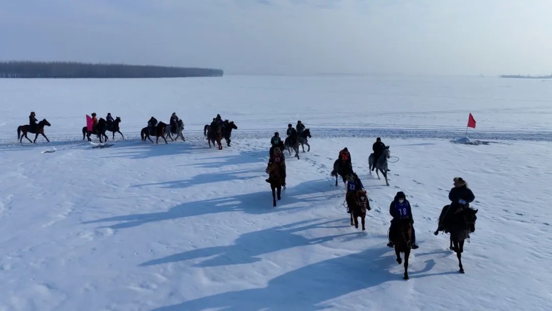 达斡尔打冰火球,呼伦贝尔达斡尔冰钓节